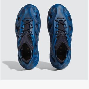 Adidas COS Foamquake Cosmic Way Runners blue size US 7